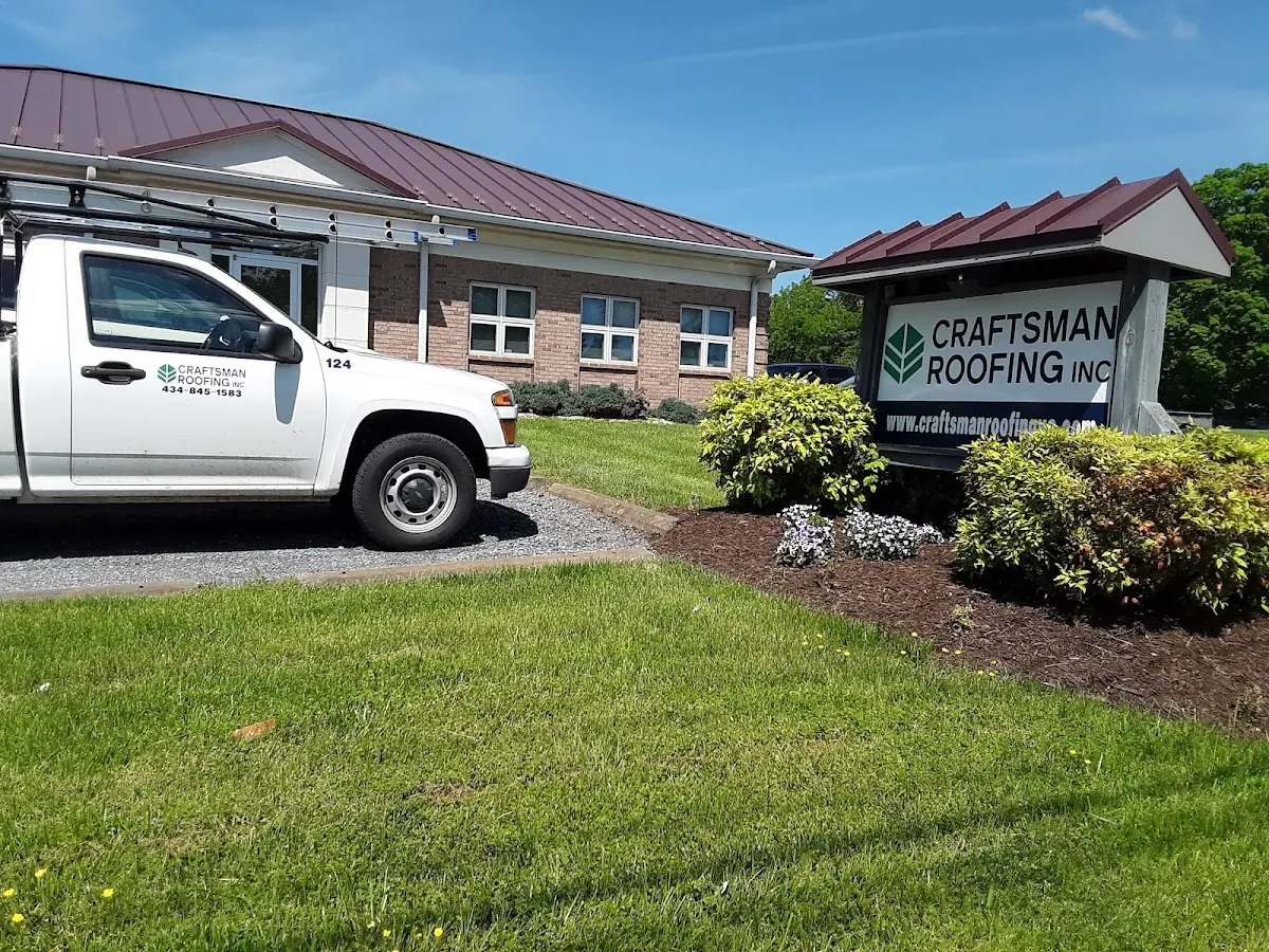 Quality Gutter & Downspout Repair by experienced craftsmen in Lake Osborne Heights